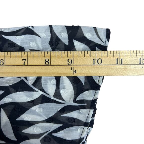 Monochrome Palm Print Flutter Sleeve Blouse S | Black Ivory Resort Editorial Top - Picture 11 of 12